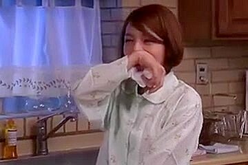 Asian Step mom Secretly Fingered by not Step son and Make her Squirt